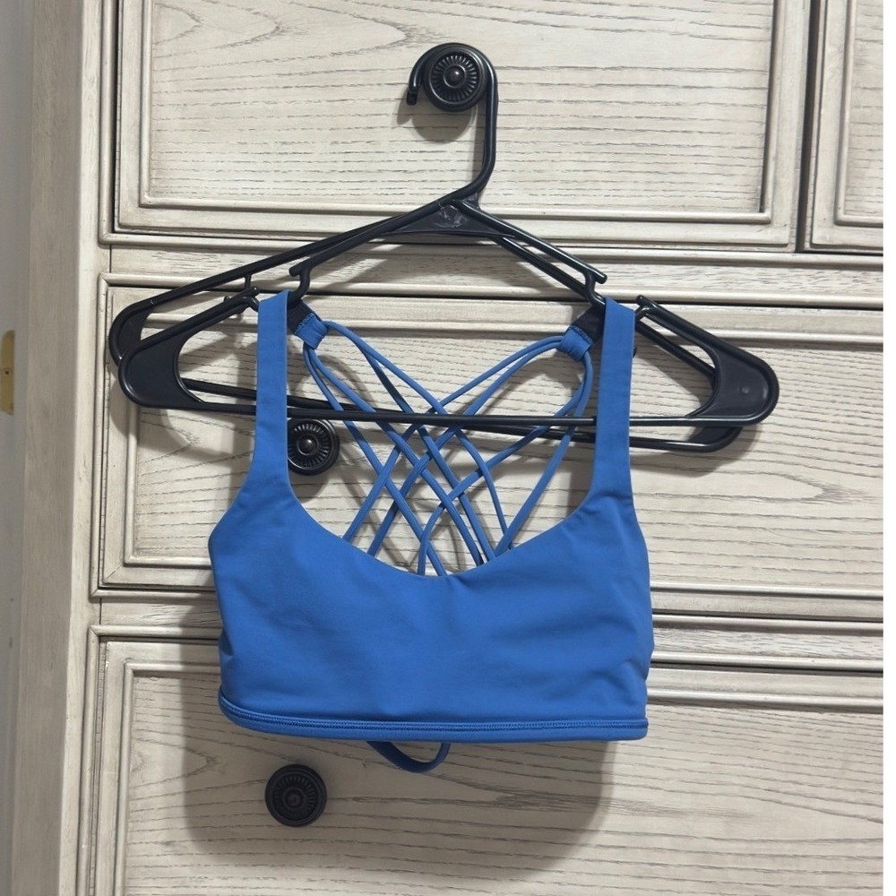 Lululemon Free To Be Wild Sports Bra Blue Strappy Back Size 6